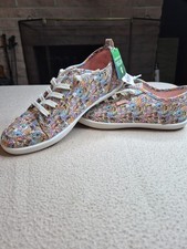 NWT Skechers Women's 7.5 Bobs B Cute Pup Freshness All Over Print Sneakers picture