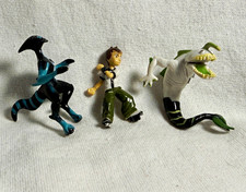 Ben 10 Ben Tennyson & Alien Mini Action Figure Set Lot of 3 Plastic Multicolor picture
