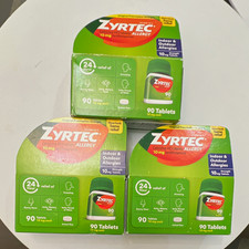 Zyrtec Allergy Cetirizine HCl 10mg Tablets 90 Count 24 Hour Exp 11/2027 picture