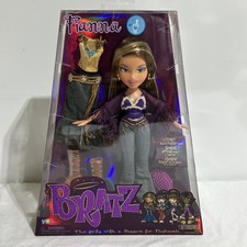 NIB Fianna Bratz Fashion Doll with Outfit and Accessories 2023 MGA picture