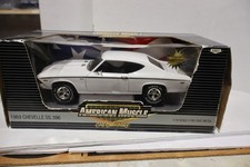 ERTL American Muscle 1969 Chevelle SS 396 White Limited 1 of 2500 BOX HAS DAMAGE picture