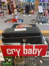 Dunlop Cry Baby Original GCB95 Crybaby Wah Guitar Effect Pedal picture