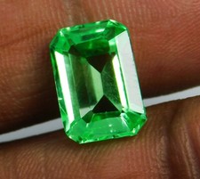 Top Quality 7.30 Ct Natural Colombian Green Emerald Certified Emerald Gemstone picture