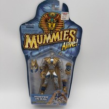 VINTAGE 1997 HASBRO MUMMIES ALIVE Damaged Cardback HUNTER JA-KAL FALCON ARMOR picture