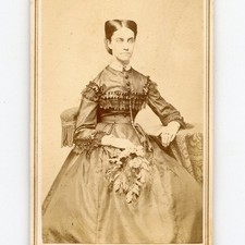 Civil War Era Fashion: Beautiful Dress & Hair, Flowers; Dunbarton NH CDV CV124 picture