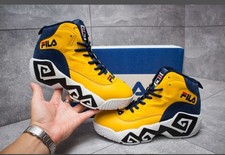 FILA Men's MB Night Walk Jamal Mashburn Retro Basketball Shoes жолтый Size 10 picture