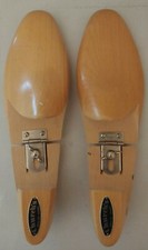 Church’s English Shoes Cedar Wood Adjustsble Shoe Stretcher Men’s Size M Vintage picture