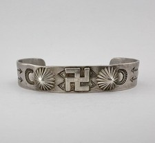 OLD Fred Harvey Navajo Coin Silver Stamped Whirling Log Arrow Cuff Bracelet picture