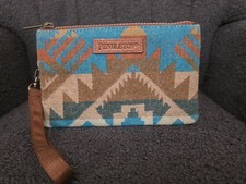 Pendleton Diamond Peak Triple Zip Wristlet Wallet Southwestern Clutch Pouch picture