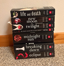 Twilight Saga Paperback Book Lot Stephenie Meyer: Twilight, New Moon & More picture