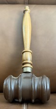 VINTAGE 1982 EZRA BROOKS JUDGE'S WOOD & PLASTIC GAVEL DECANTER picture
