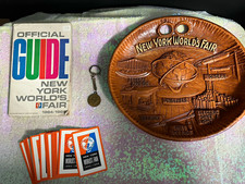 1964/1965 New York World’s Fair Official Guide & Souvenirs Lot picture
