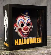 Young Michael Myers Clown Mask Rob Zombie's Halloween 2007 Movie Prop Display picture
