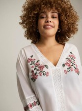 Torrid Plus Size 2X Festi Embroidered Popover Cotton Top Bright White V-Neck NWT picture