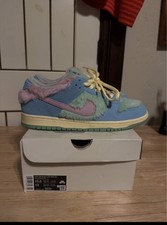 Verdy x Nike SB Size 10.5 picture