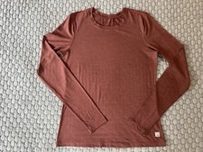 Vuori womens Long Sleeved Crew Nexk Top Rust. Good Condition. picture