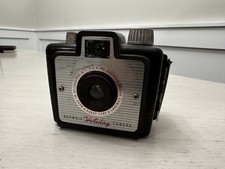 Vintage Kodak Brownie Holiday Flash Camera Film Kodet Untested Bakelite picture