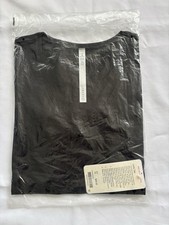 Lululemon Love V-Neck TEE Women (LW3BANS) Color: Black - Size: 10 picture