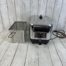 Vintage (1954) Dormeyer Fri-Well Deep Fryer picture