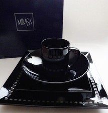 Mikasa Viewpoint Black 4 Pc Place Setting In Box Dinner & Salad Plate Mug Bowl picture