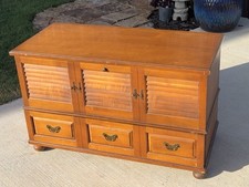 Vintage Lane Cedar Hope Chest Blanket Chest w/ Drawer Local Pickup picture