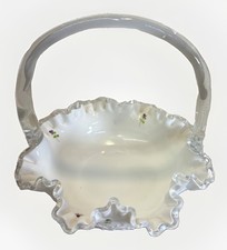 Vtg Fenton Milk Glass Ruffled 7