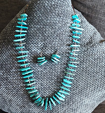 Turquoise Blue Chip Stone Jewelry Set Necklace & Matching Dangle Earrings picture