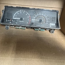 1986 TOYOTA COROLLA SPEEDOMETER INSTRUMENT CLUSTER 80K Miles. 83100-1A850 picture