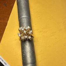14K Yellow Gold Round White Diamond Cluster Ring Size 7 Band picture