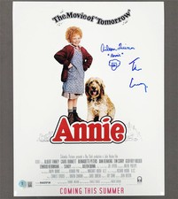 Tim Curry & Aileen Quinn signed Annie 11x14 Photo autograph ~ Beckett BAS picture