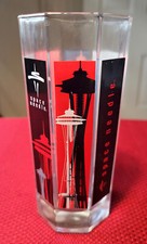 UNUSUAL Octagonal MCM Retro SEATTLE SPACE NEEDLE Souvenir Glass 5 1/2