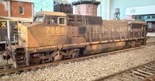 Spectrum Bachmann CSX Locomotive Weathered DCC HO Scale 7654 12 wheel picture