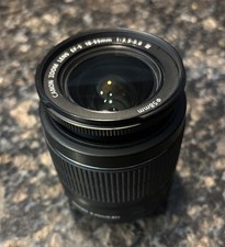Canon EF-S 18-55mm F/3.5-5.6 III Camera Lens picture