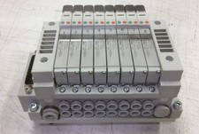 SMC VV5Q11-08-DAL01089 8 STATION PNUEMATIC AIR MANIFOLD BASE W/SOLENOID VALVE.9B picture