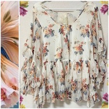 RARE FIND Johnny Was Live Whimsical Ethereal Silk Flowy Boho Fairy Top Size S picture