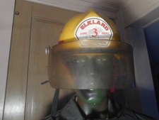 Vintage ELKLAND 1985 CAIRNS Fire Fighter's Helmet 660C Yellow w/Liner&Neck Guard picture