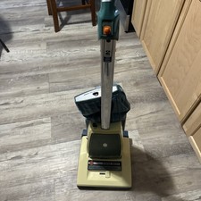 Vintage Hoover Concept 1 Vacuum Cleaner Self Propelled U3105 Green TESTED/WORKS picture