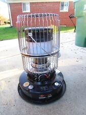 TOYOSTOVE DC 100 DOUBLE CLEAN TOYOTOMI KEROSENE HEATER with Manuel picture