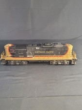 Lionel 2349 Northern Pacific GP-9 Diesel Locomotive Postwar O Gauge Vintage picture