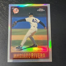1997 Topps Chrome #89 Mariano Rivera Refractor New York Yankees picture