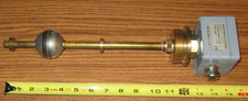 HEINRICH KUBLER AG CH-6341 BAAR MAGNETIC FLOAT SWITCH KP-21121/1 ~ 40 VA 250 V picture