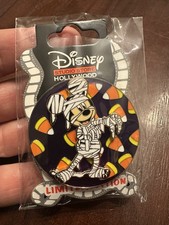 DISNEY PIN DSSH Halloween CANDY CORN LE 400 Mickey Mouse Mummy picture