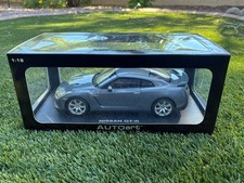AUTOart Millennium 1:18 Nissan GT-R R35 77388 Dark Metal Gray MINT Original Box picture