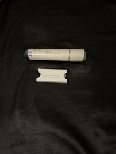 Therabody TheraFace Depuffing Wand Hot & Cold Puffiness Massager White picture