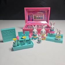 1993 Playmates Toys Takara Furry Families Bunny Playset Jewelry Box. picture