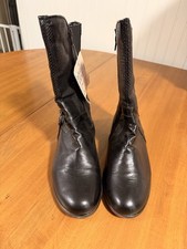 Women’s Wide Width Hitchcock Sami Boot Size 8.5 2E Black picture