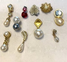10 SIGNED VINTAGE SINGLE EARRINGS YSL DALSHEIM CINER NAPIER KJL ETC Lot# 101 picture