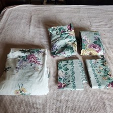 Dan River Vintage Floral Full Fitted Sheet 2 Ruffled Shams 2 Pillowcases No Iron picture