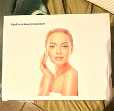 LED Light Therapy Face/Skin Mask Device, Portable Rechargeable Battery, White picture