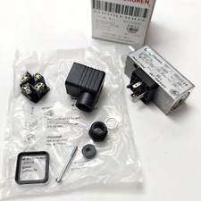 1pcs Pressure Switch for Norgren 0880300 picture